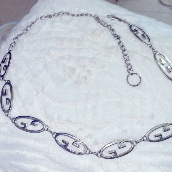 Gucci Accessories - Vintage Logo Gucci GG Silver Tone Chain Link Adjustable Loop Belt